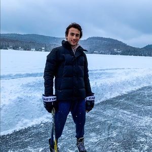 Meet your Posher, Giovanni